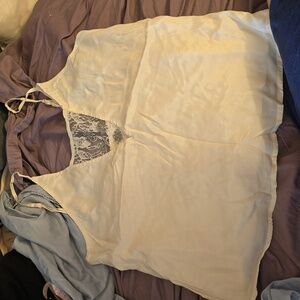 Chan luu camisole top